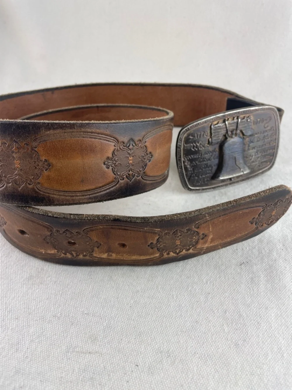 Vintage 1975 James Lind Bicentennial Buckle with Leather Belt